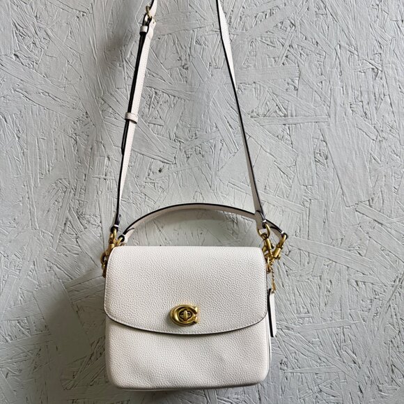 COACH Cassie 19 pebbled leather top handle small crossbody bag - White - Picture 4 of 14